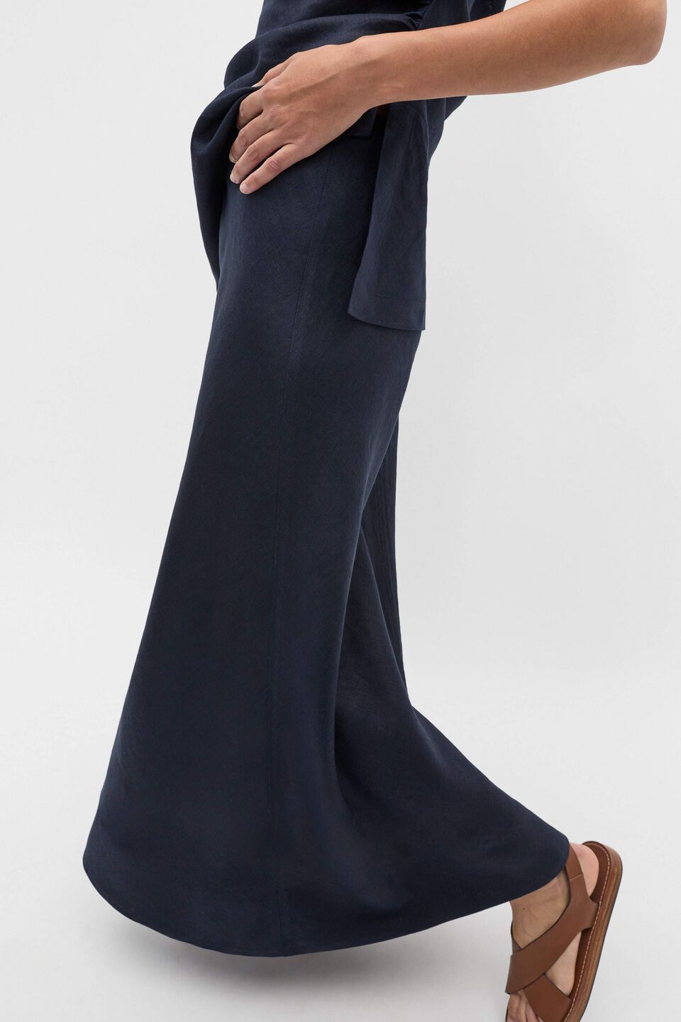 Core Linen Seam Front Skirt  Twilight Blue