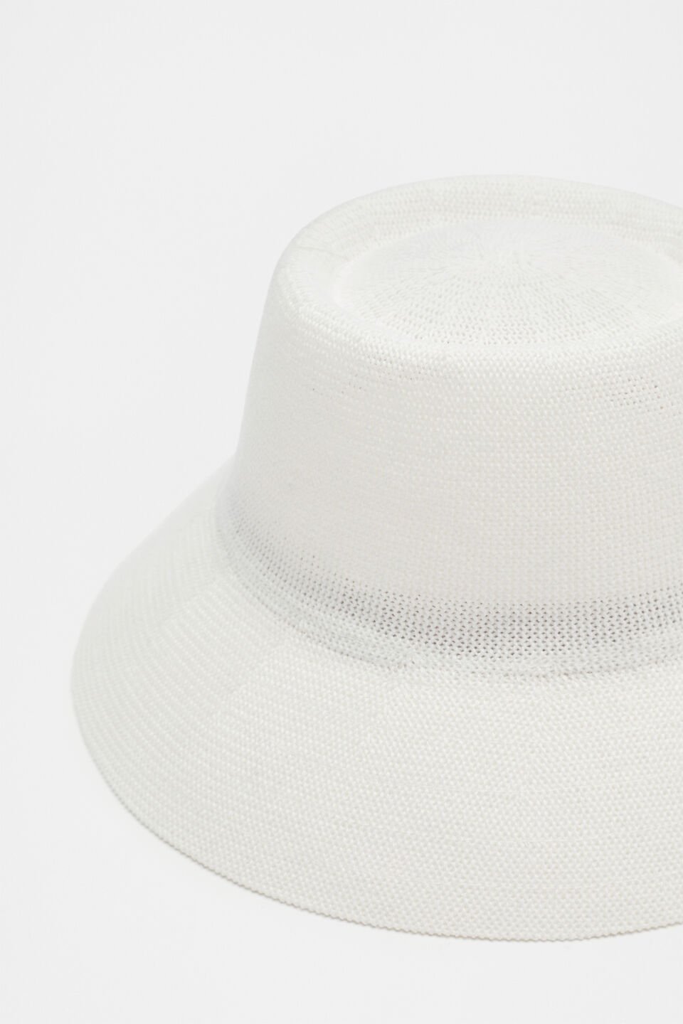 Knitted Bucket Hat  Cream
