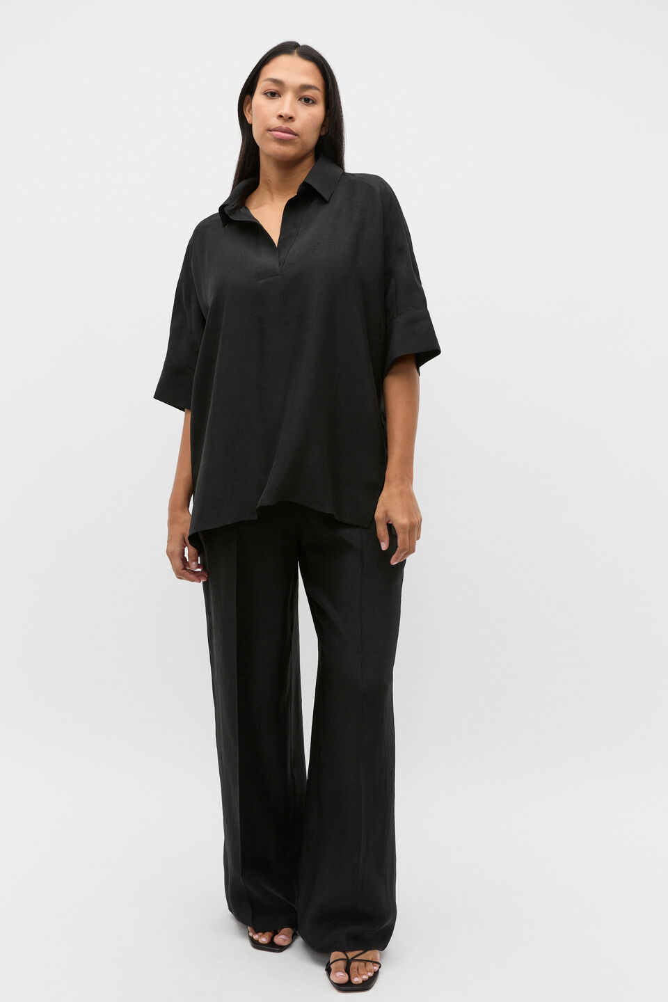 Crinkled Satin Collared Popover  Black