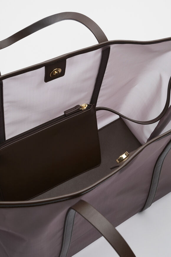 Mesh Tote  Chocolate  hi-res