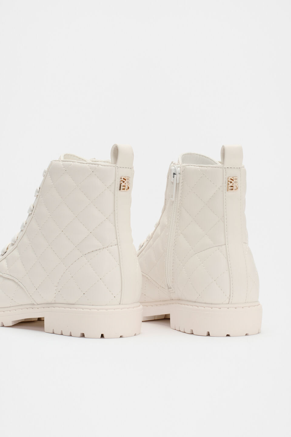 Quilted Hiking Boot  Classic Cream