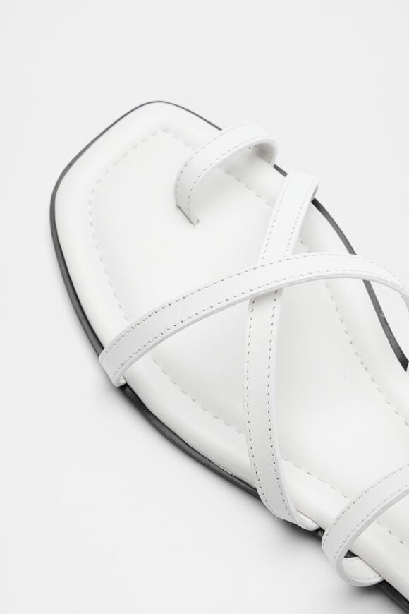 Addison Flat Sandal  White  hi-res