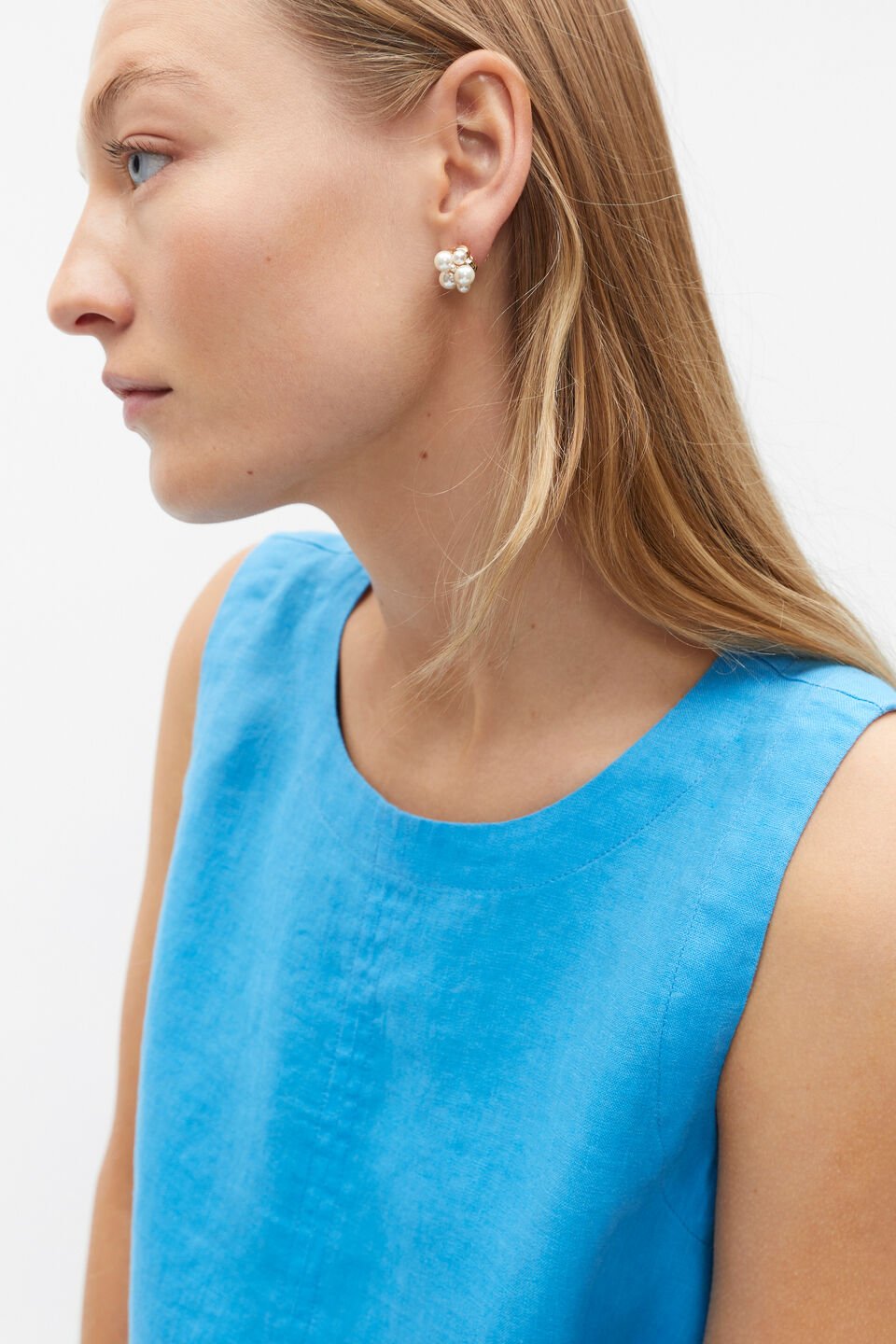 Pearl Cluster Stud  Gold