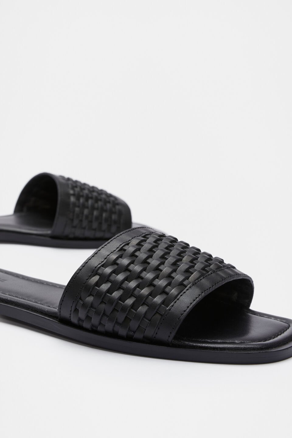 Holly Woven Slide  Black