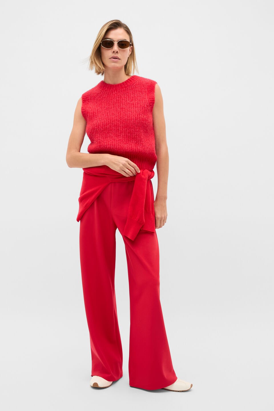 Lofty Neat Vest  Poppy