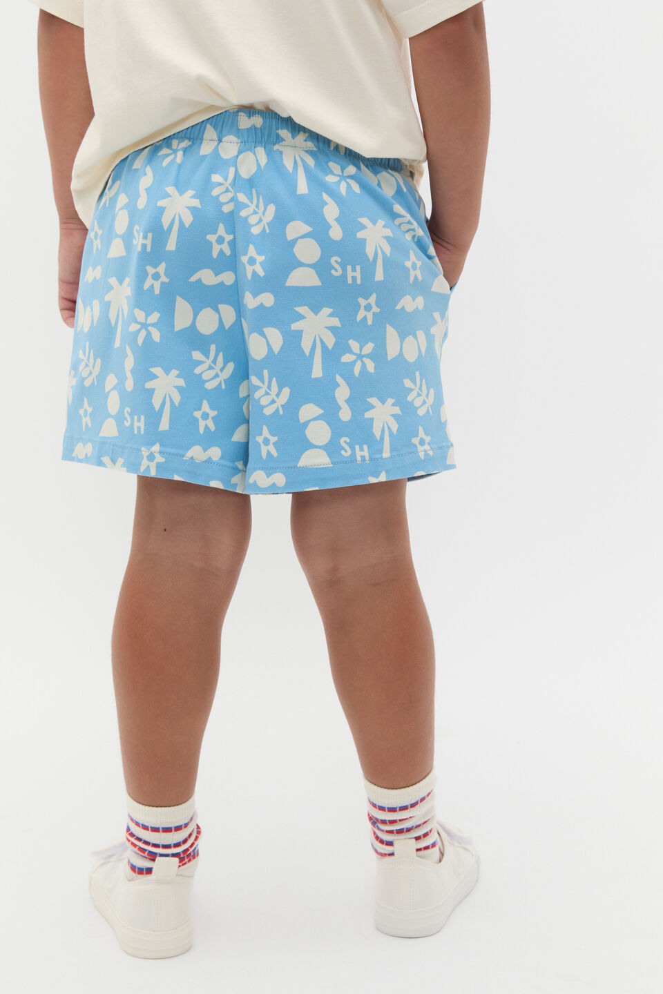 Vacay Short  Graphic Print