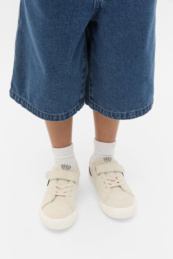 Low Top Sneaker  Cool Stone  hi-res