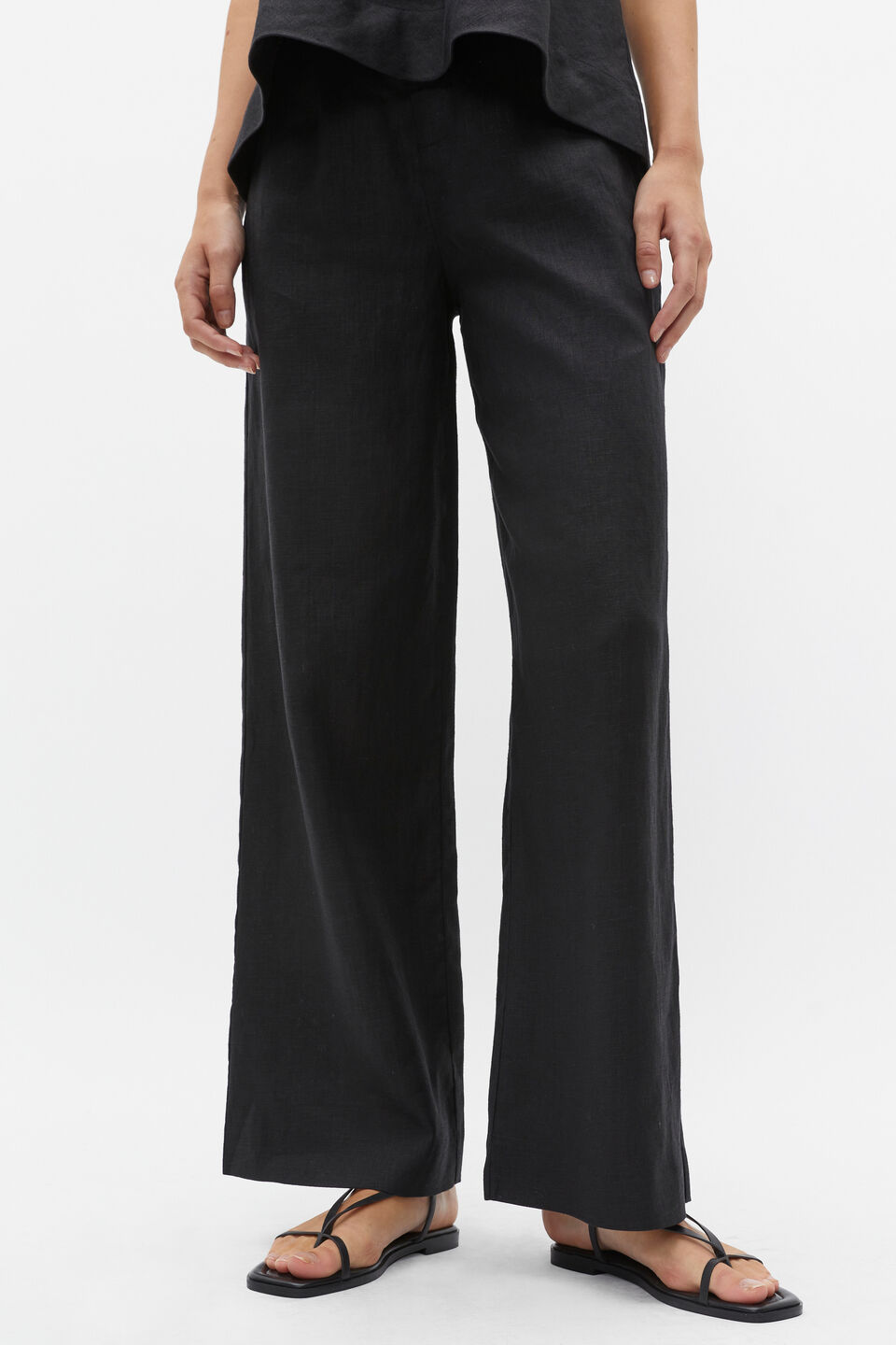 Chiara Flat Sandal  Black