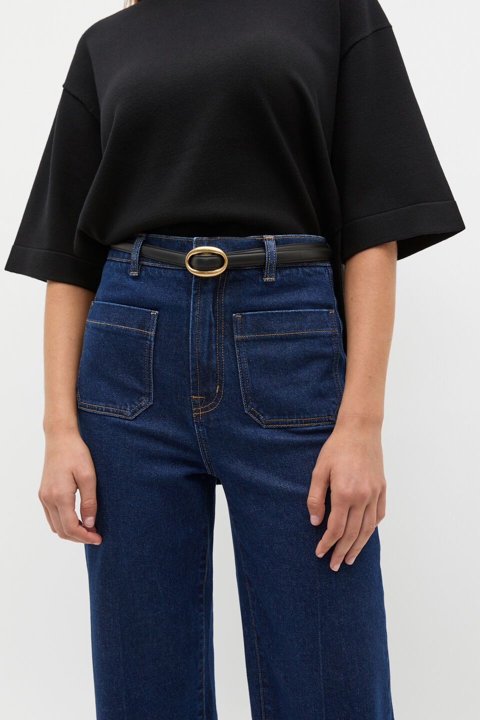 Carmen Oval Buckle Belt  Black Gold