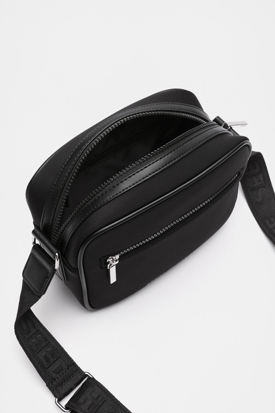 Seed Camera Tech Bag  Black