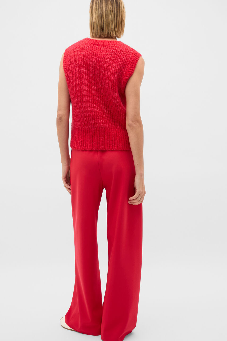 Lofty Neat Vest  Poppy