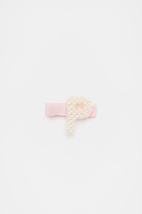 Initial Pearl Duck Clip  P  hi-res