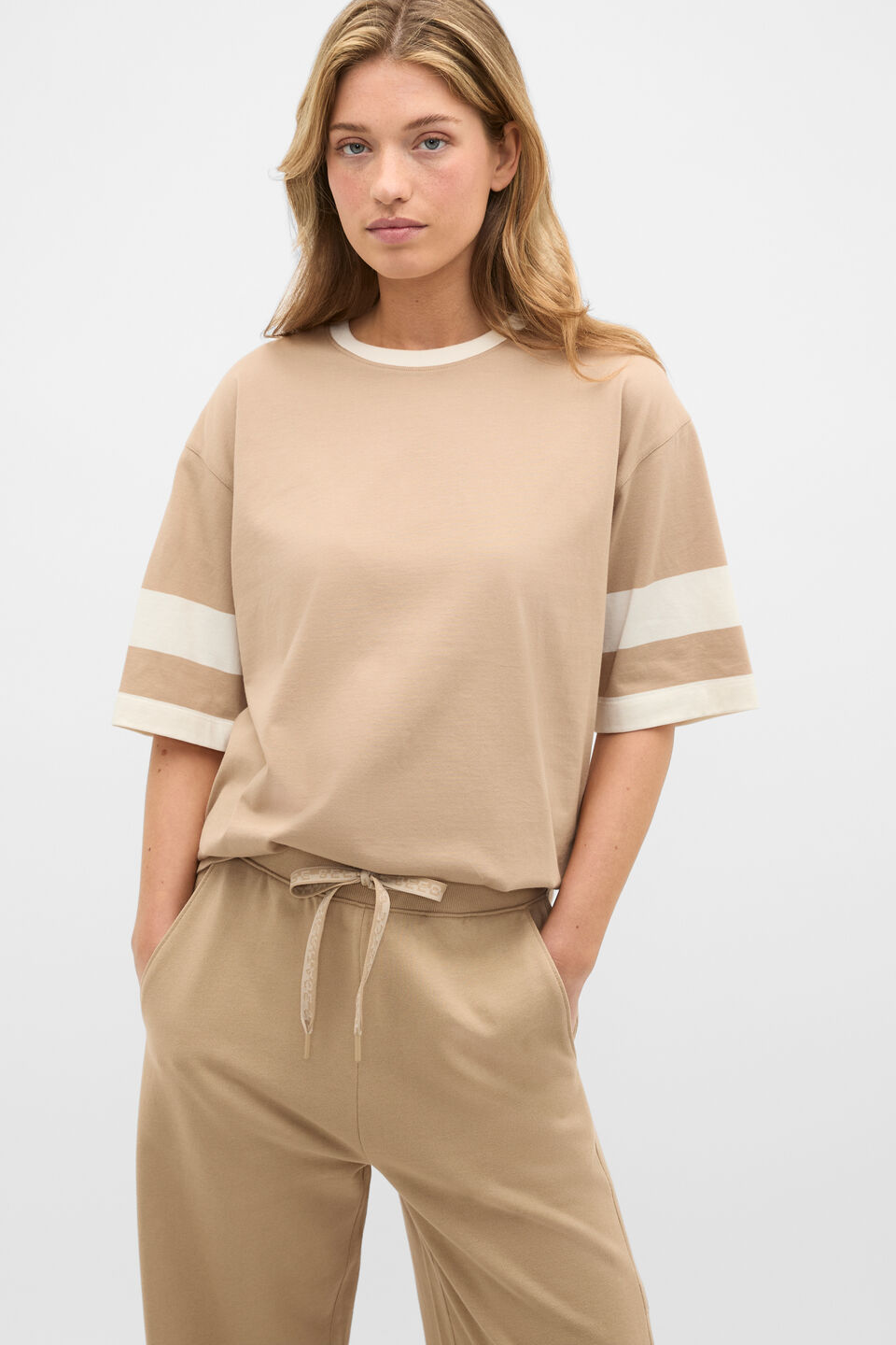 MD Cotton Contrast Boyfriend Tee  Sandstone