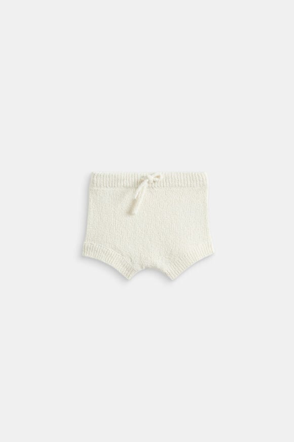 Boucle Bloomer  Classic Cream  hi-res
