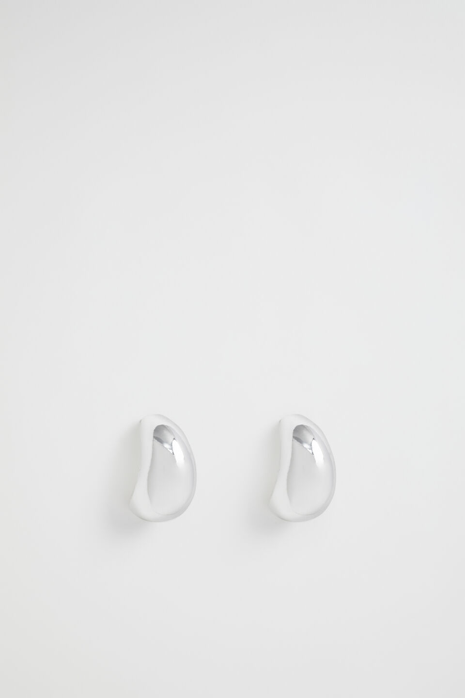 Curved Earring  Silver