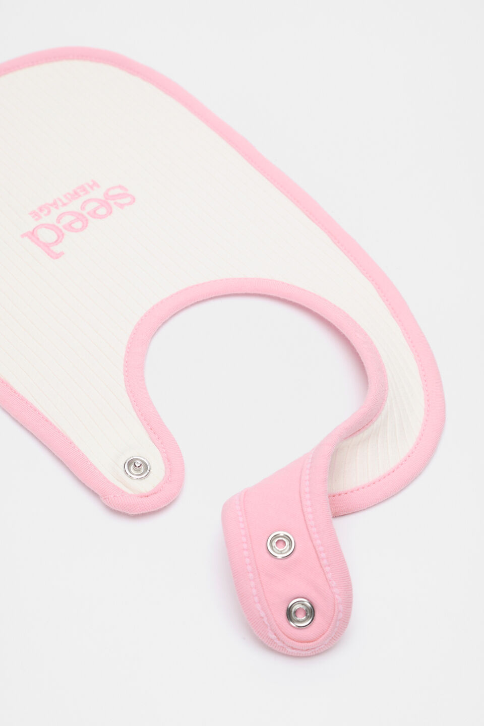 Logo Rib Bib  Classic Cream