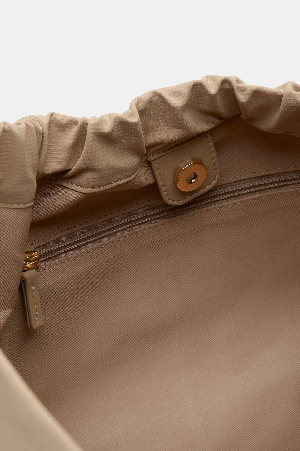 Ruched Essential Tech Tote  Sandstone