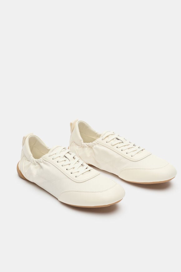 Remy Sneaker  Cream  hi-res