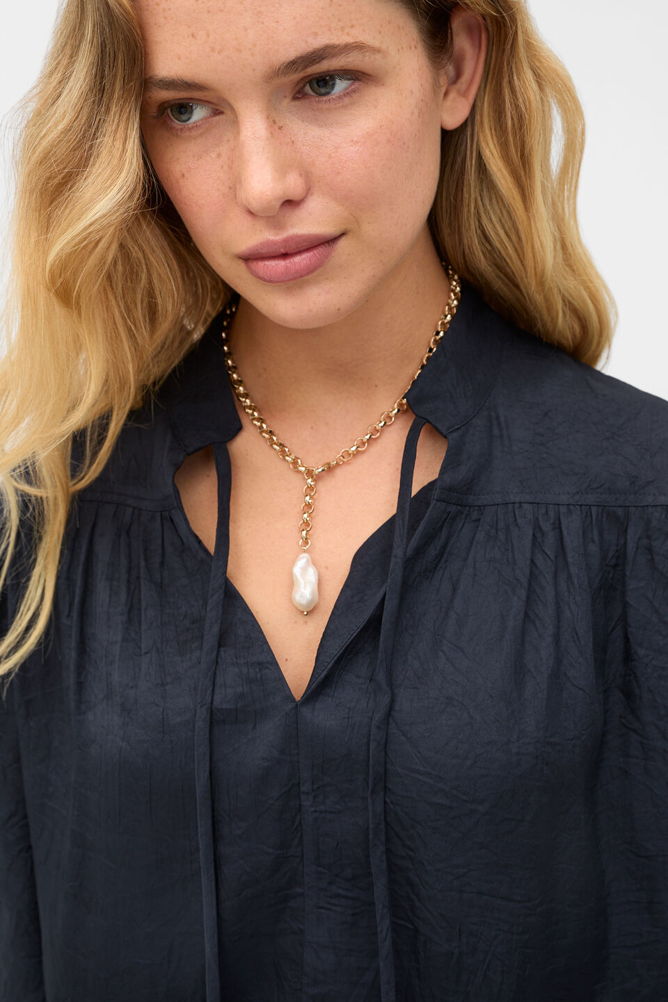Pearl Drop Pendant Necklace  Gold