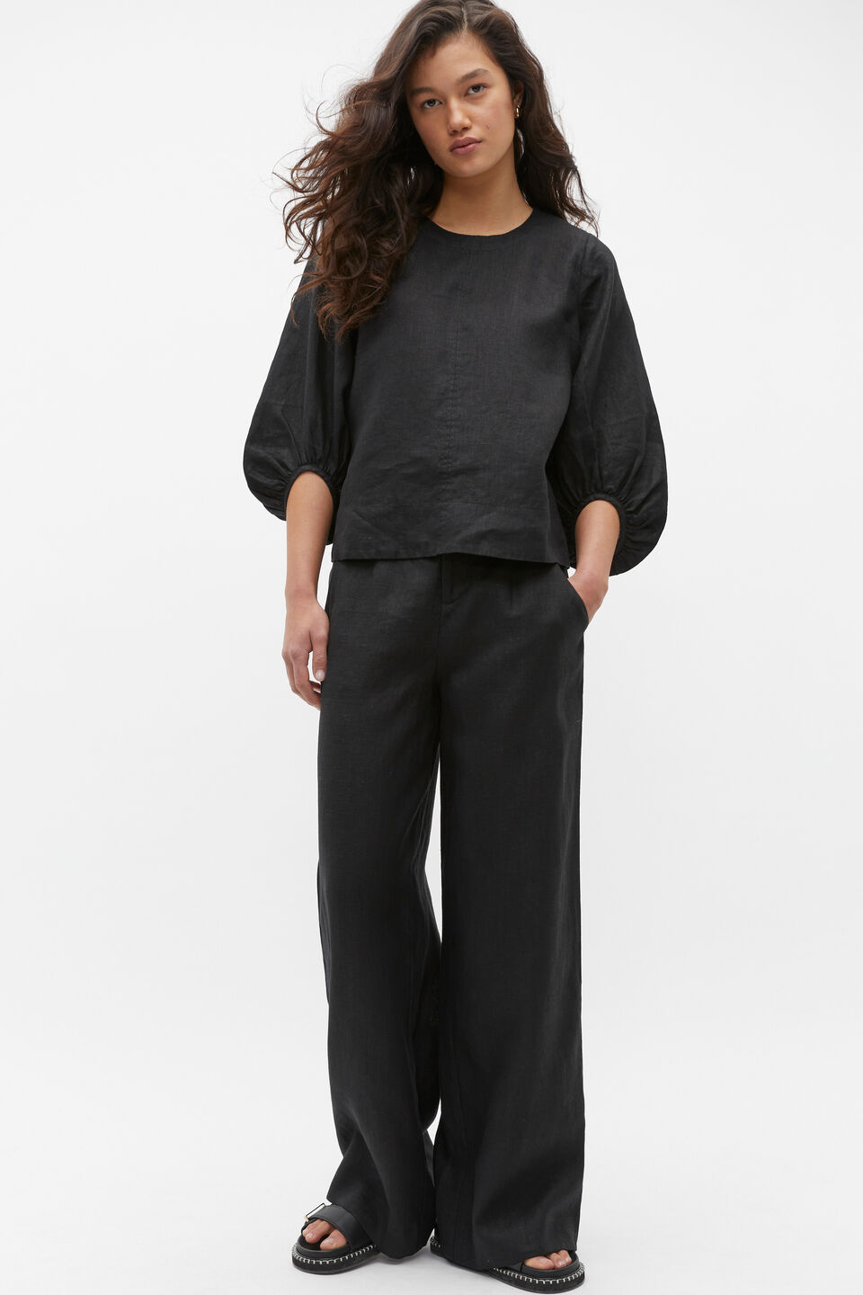 Core Linen Balloon Sleeve Top  Black