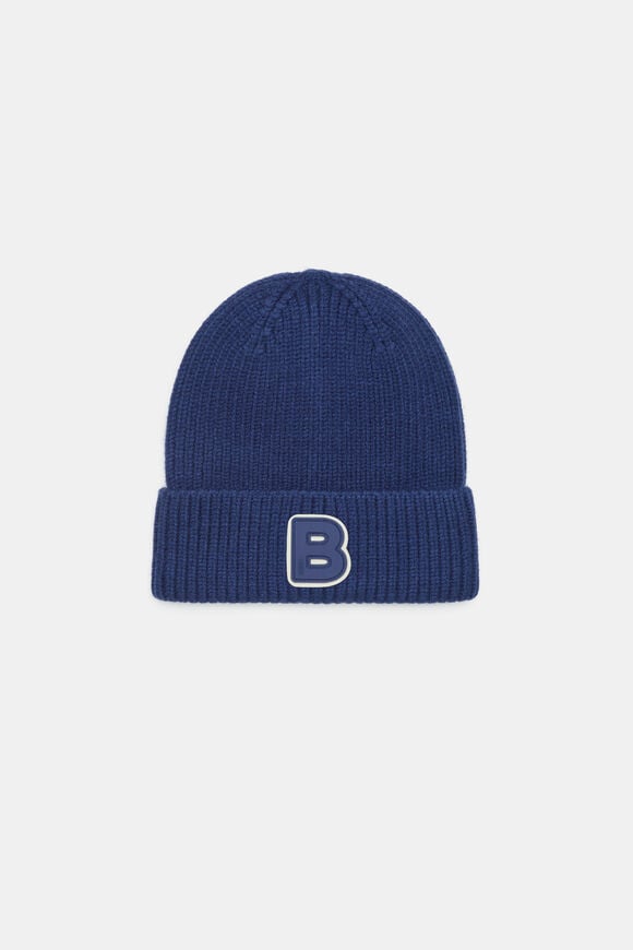 Initial Beanie  B  hi-res