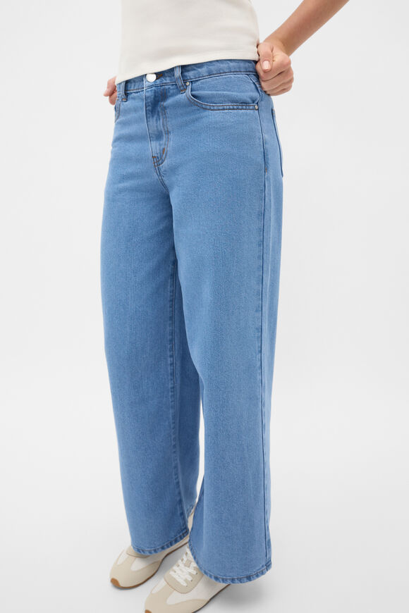 Core Straight Jean  Mid Classic  hi-res