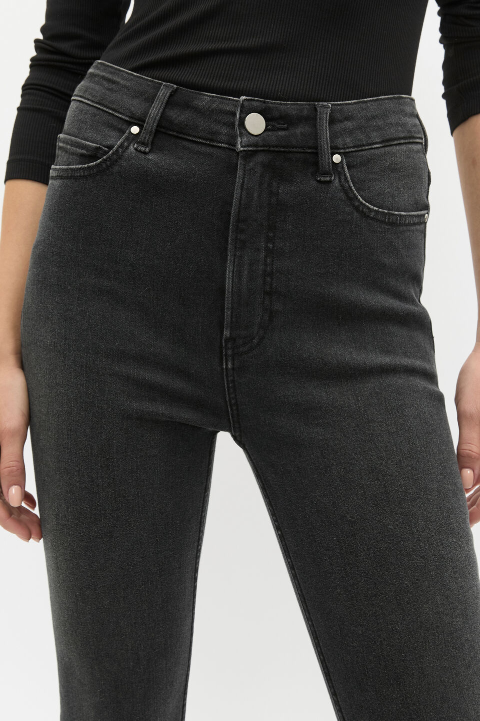 Core Skinny Jean  Onyx Wash