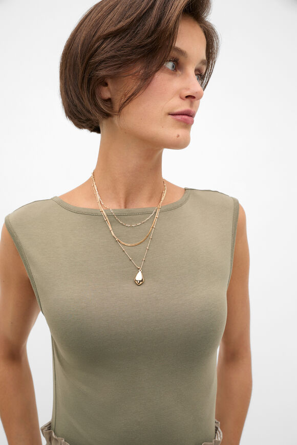 Oval Pendant Necklace  Gold  hi-res