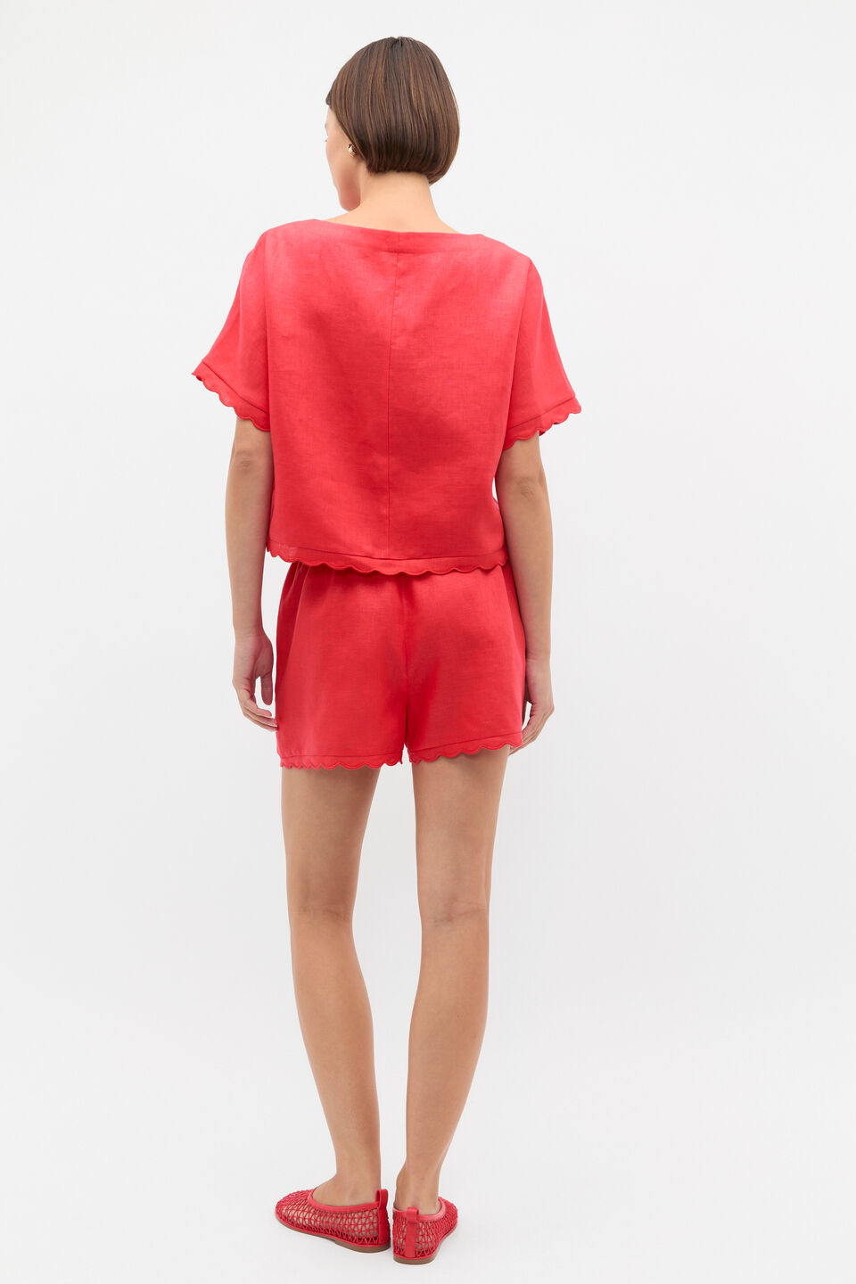 Linen Wave Scallop Boxy Tee  Electric Crimson