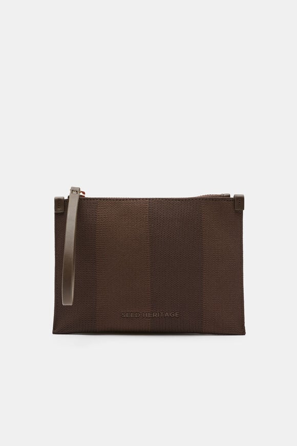 Knitted Pouch  Chestnut  hi-res