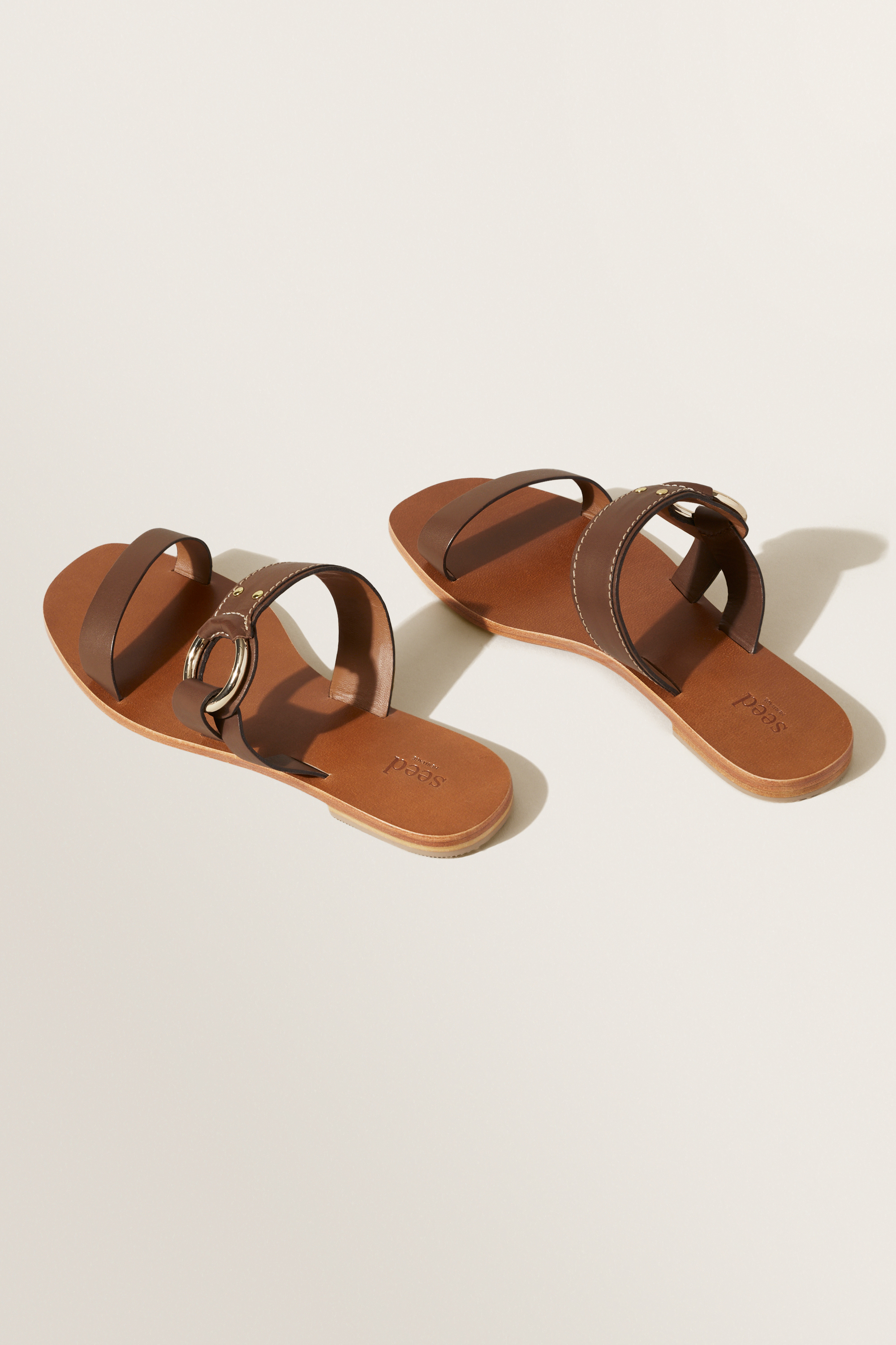 mia flat sandals