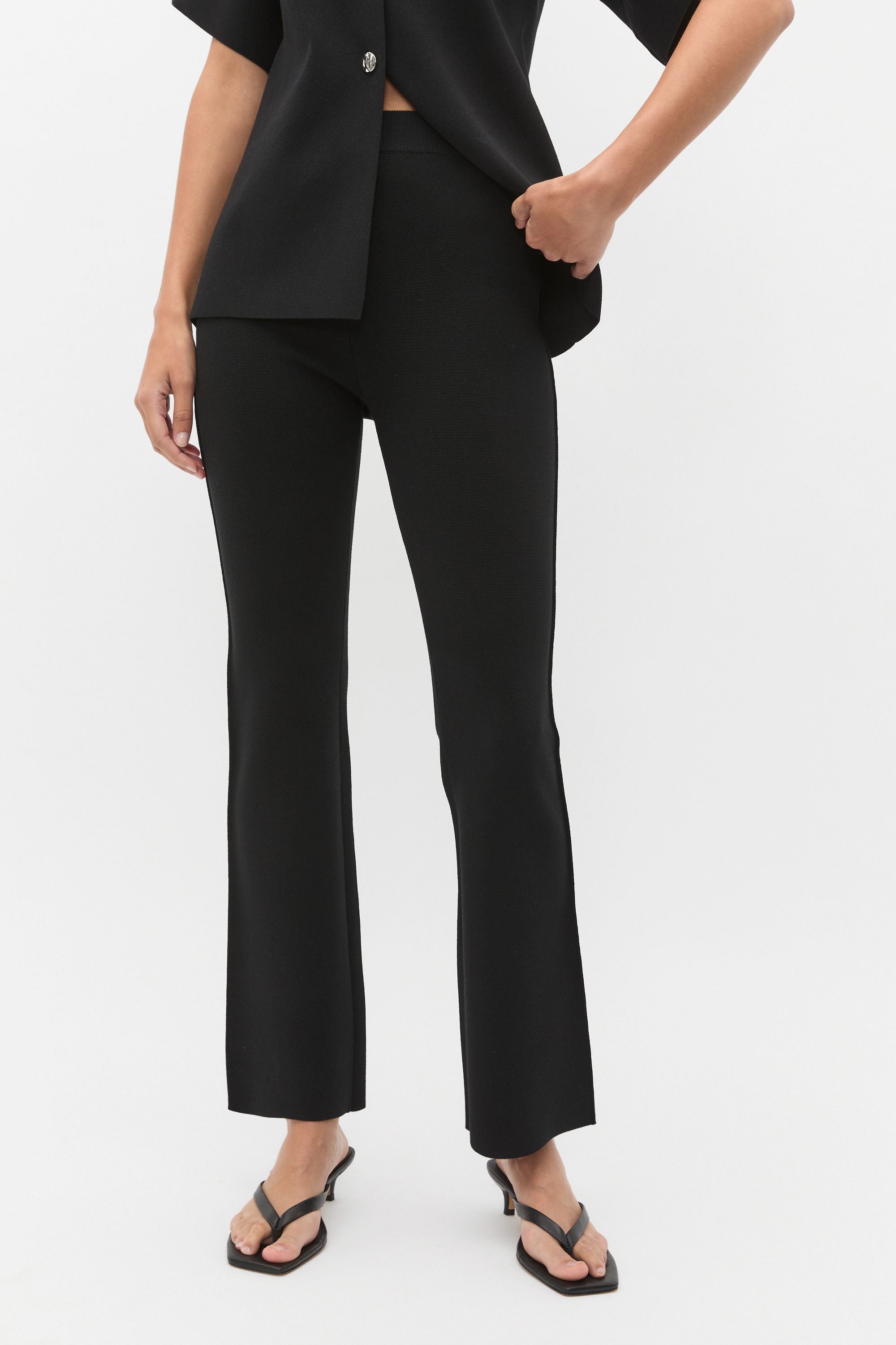 Crepe Knit Pintuck Pant | Black | Seed Heritage