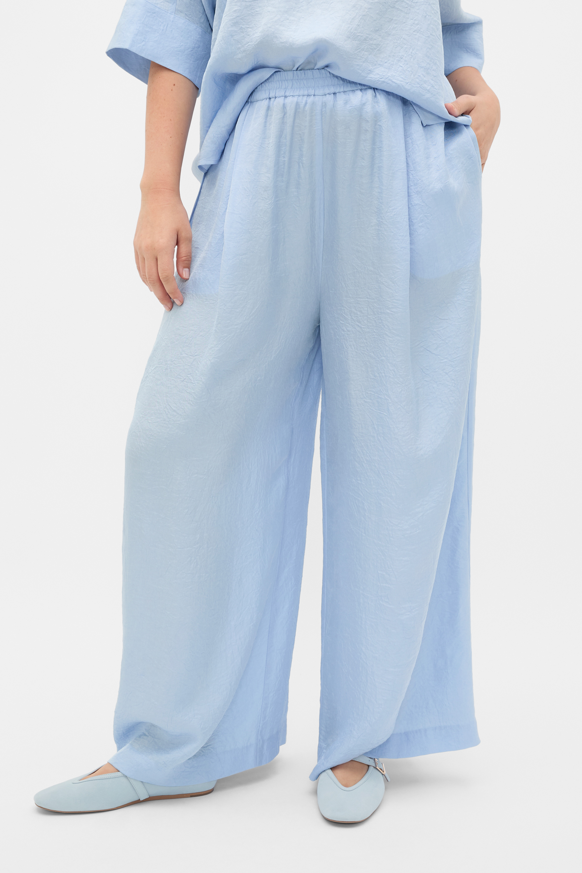 Textured Satin Gathered Pant | Arctic Blue | Seed Heritage